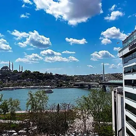 Karakoey 7 Ultra Luxury Flat, 4br, 2ba, Sea View فندق اسطنبول