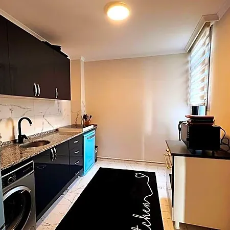 فندق Karakoey 7 Ultra Luxury Flat, 4br, 2ba, Sea View اسطنبول