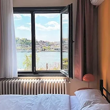 Karakoey 7 Ultra Luxury Flat, 4br, 2ba, Sea View فندق
