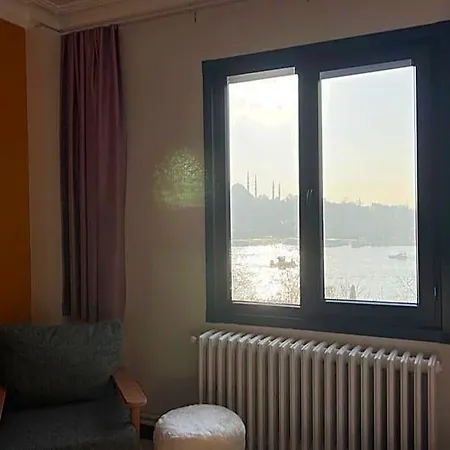 Karakoey 7 Ultra Luxury Flat, 4br, 2ba, Sea View فندق